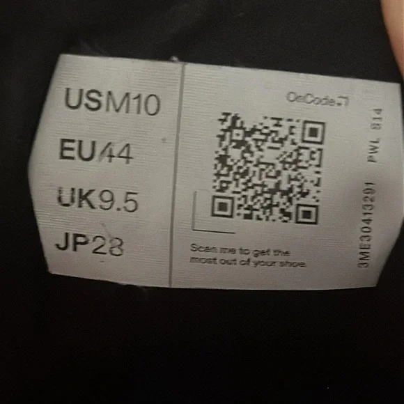 On Running Cloudnova x canyon salmon Coral and Black Athletic Shoes - Picture 8 of 9